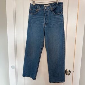 Levi's Ribcage Straight Ankle jeans